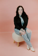 Load image into Gallery viewer, Smiley Pocket Chambray Twilly
