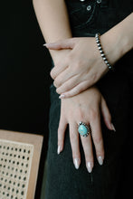 Load image into Gallery viewer, 7mm Navajo Pearl Bracelet - stretch