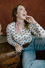 Load image into Gallery viewer, Lover Girl Twilly