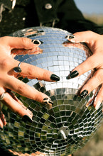 Load image into Gallery viewer, MANE ATTRACTION