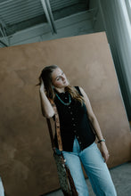 Load image into Gallery viewer, Tucker Necklace
