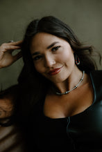 Load image into Gallery viewer, Ombré Navajo Pearls
