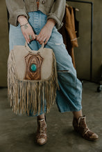 Load image into Gallery viewer, Nancy Naja Pendant
