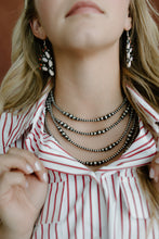 Load image into Gallery viewer, Ombré Navajo Pearls
