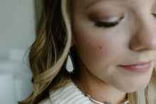 Load image into Gallery viewer, Kathleen Earrings
