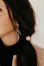 Load image into Gallery viewer, Pink Saquaro Earrings
