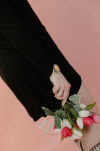 Load image into Gallery viewer, Spiny Oyster Cuff
