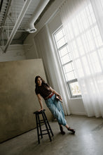 Load image into Gallery viewer, Cross Me Carmel Brown Twilly
