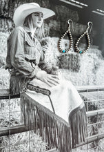 Load image into Gallery viewer, Katie Navajo Pearl Earrings
