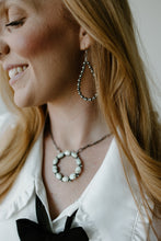 Load image into Gallery viewer, Lynn Navajo Pearl Earrings

