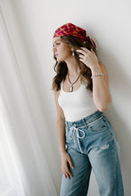 Load image into Gallery viewer, Magenta Crochet Scarf
