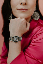 Load image into Gallery viewer, White Buffalo Cluster Cuff
