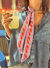 Load image into Gallery viewer, Chili Twilly
