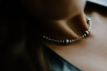 Load image into Gallery viewer, Ombré Navajo Pearls
