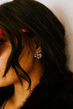 Load image into Gallery viewer, Chayla Cluster Earrings
