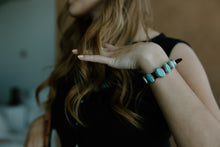 Load image into Gallery viewer, Lily Bracelet
