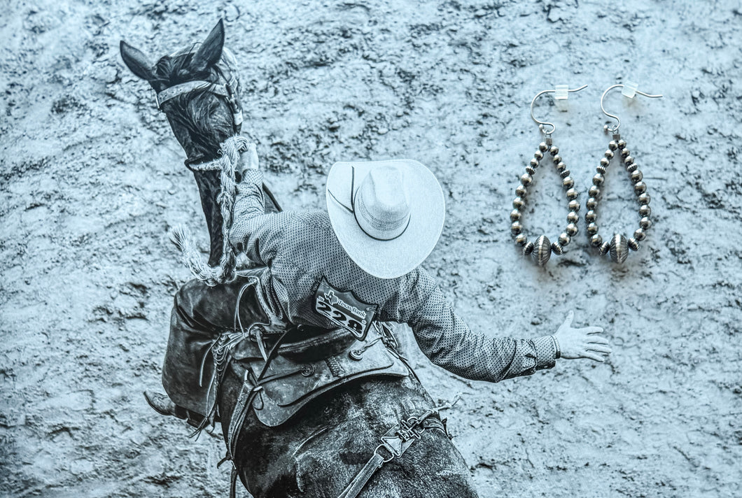 Navajo Pearl Earrings