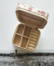 Load image into Gallery viewer, Good Horses Jewelry Case
