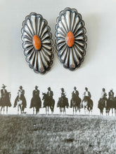 Load image into Gallery viewer, Makenna Earrings

